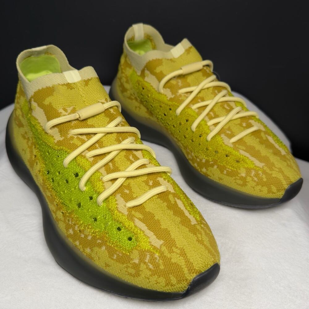 Adidas Yeezy Boost 380 “Hylte” – FZ4990 | 10.5M - Picture 3 of 16